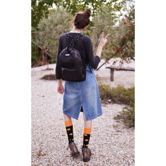 Dr. Martens Harness Backpack Black Leather Slouch Bag main image 11